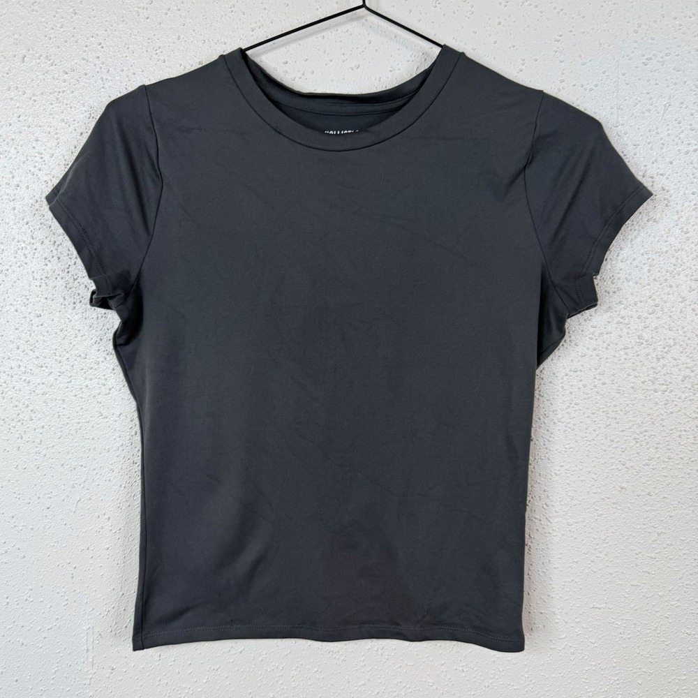 Hollister Women's Gray Solid Crew Neck Short Sleeve T-Shirt Size M Regular